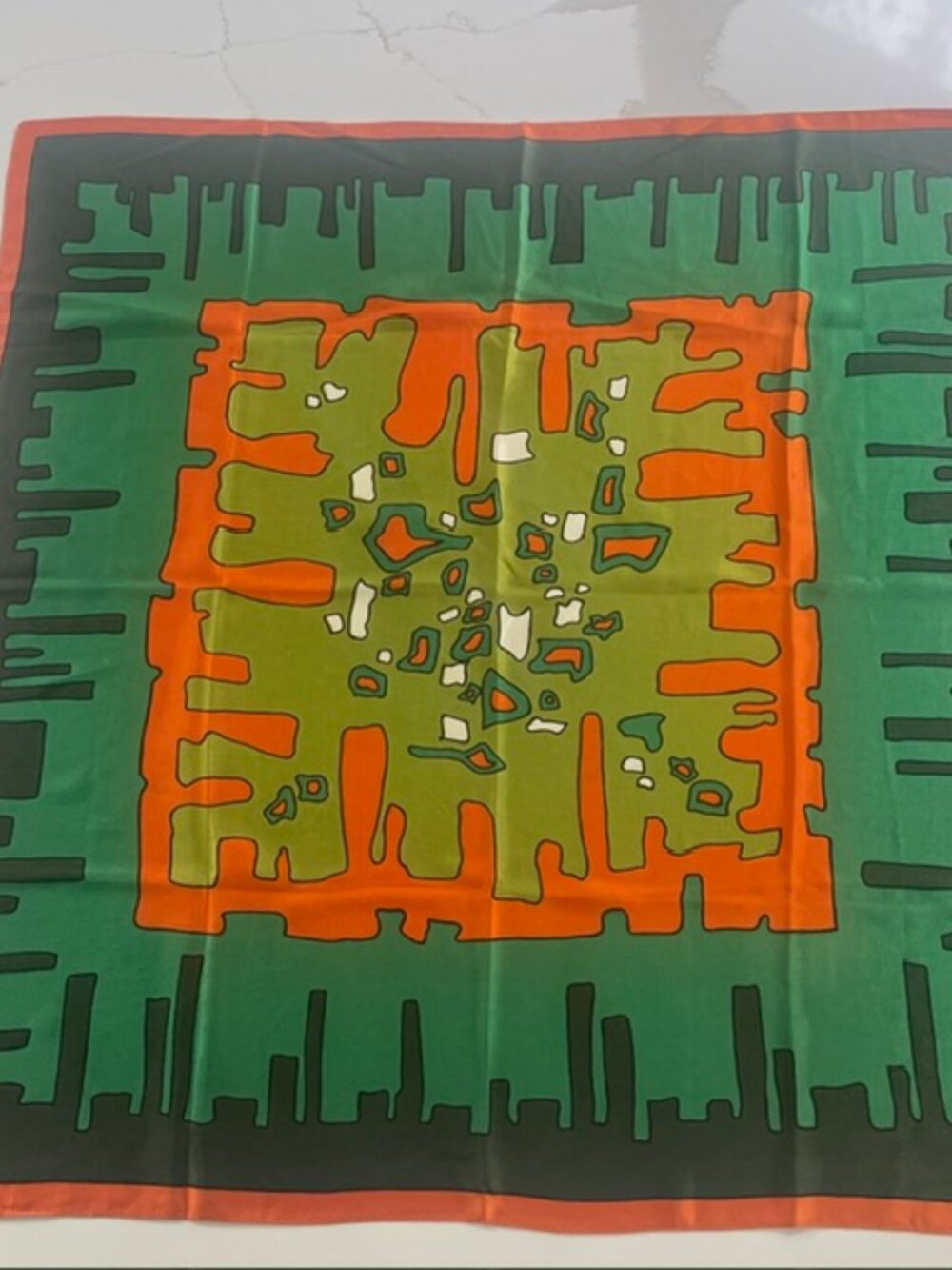 STUNNING RETRO VINTAGE ITALIAN SQUARE SCARF